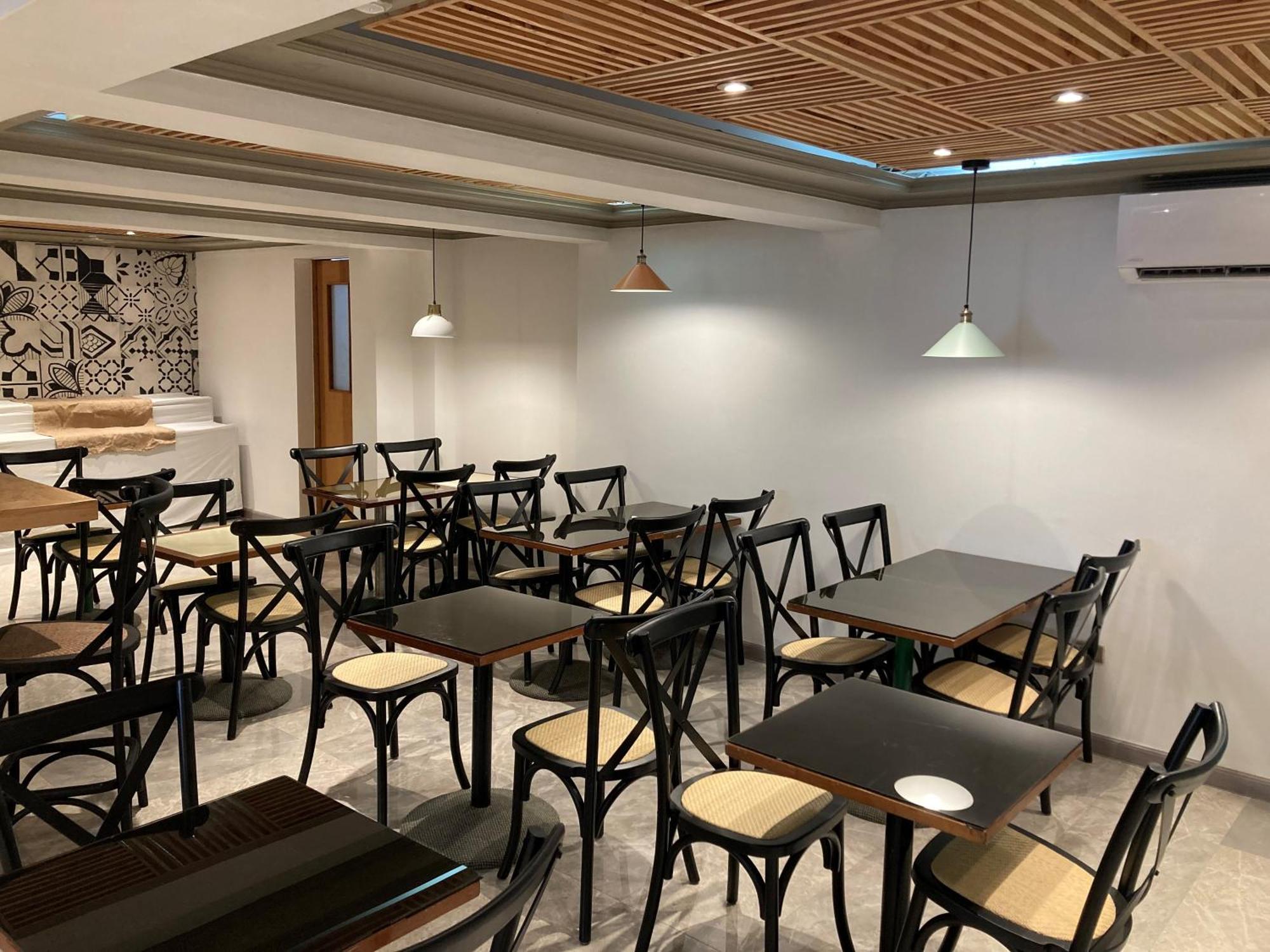 盖维纳快捷酒店 阿里卡 外观 照片